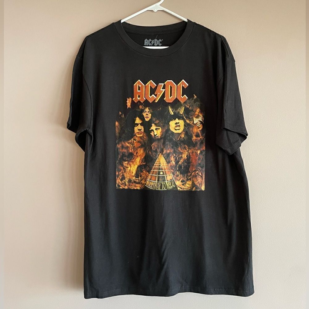 AC/DC t-shirt NWOT